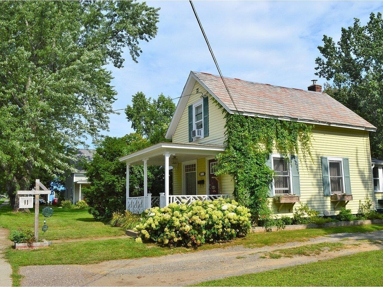11 North St, Essex Jct, VT